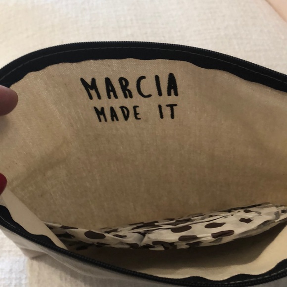 Pouch - Picture 3 of 3